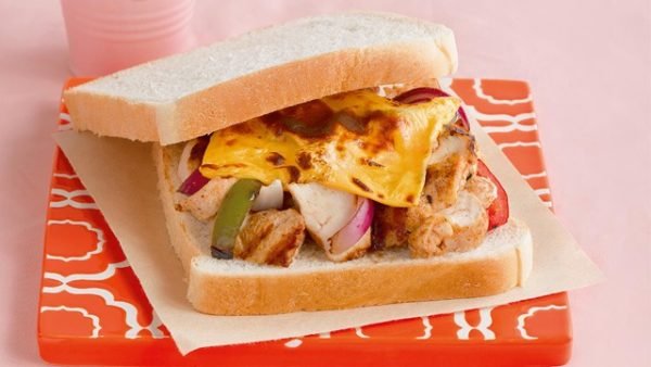 チーズチキンケバブサンドーCheese Chicken Kebab Sandwich